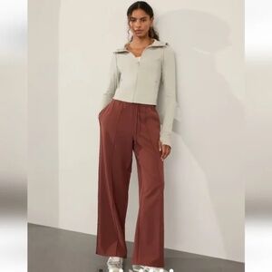 Endeavor High Rise Relaxed Pant M (really L/XL) | Cherrywood